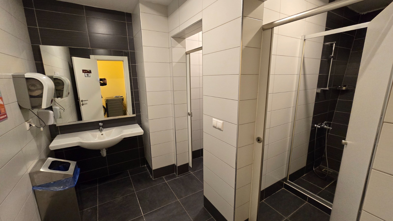 TAŞBAŞI MAHALLESİNDE SATILIK TARİHİ OTEL